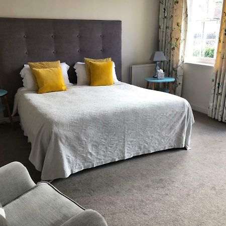Host & Stay - The Raven Hotel Much Wenlock Exterior foto