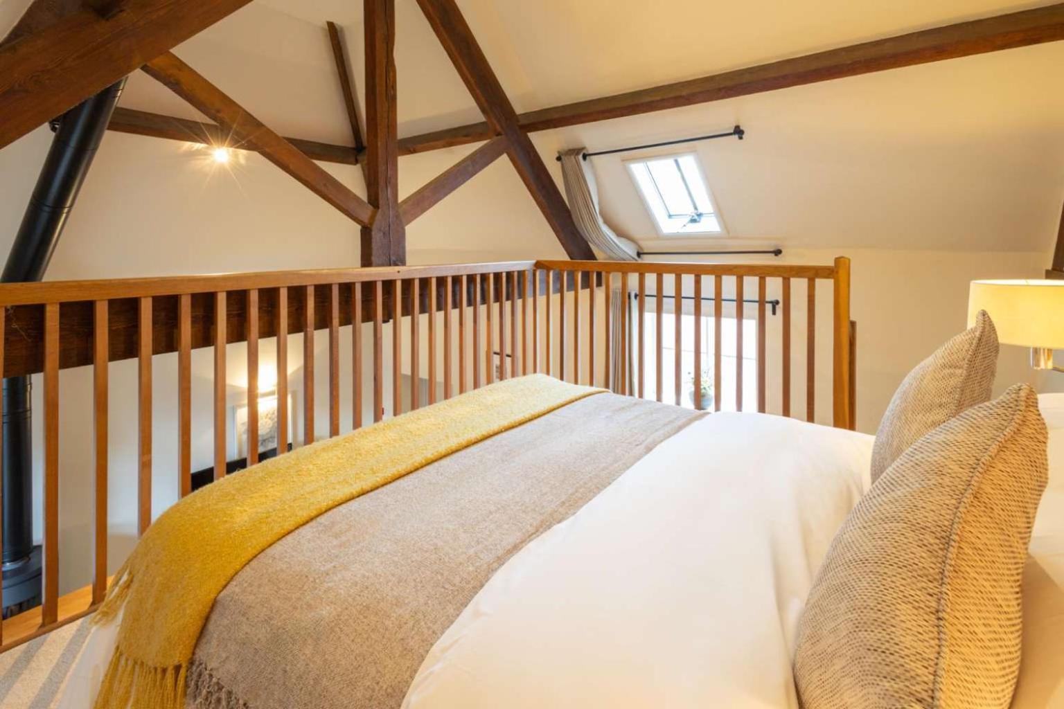 Host & Stay - The Raven Hotel Much Wenlock Exterior foto